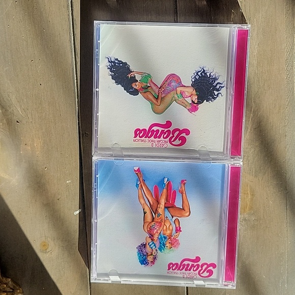 Cardi B x Megan Thee Stallion) Bongos" Limited Edition CD Single - Picture 9 of 13